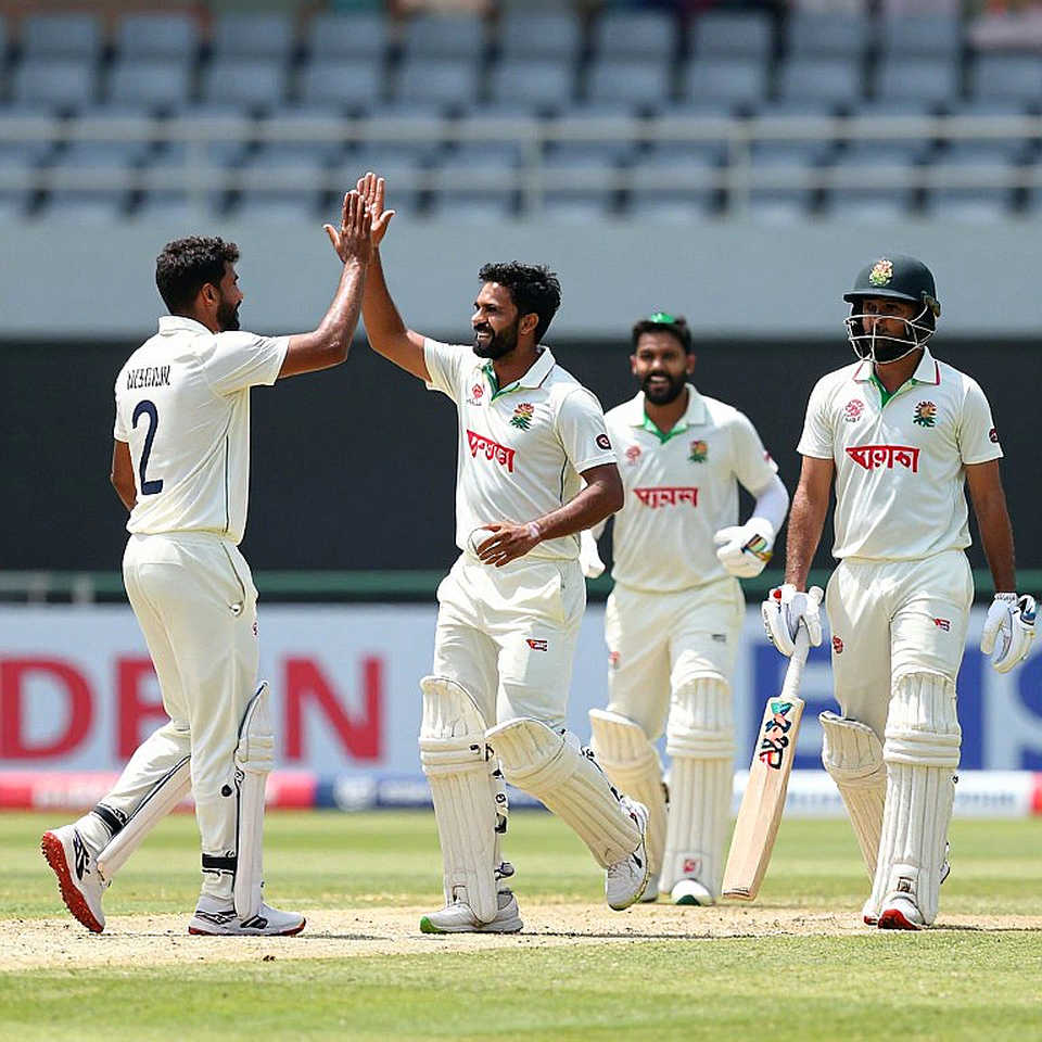 ২০২৬ টি-টোয়েন্টি বিশ্বকাপ: বাংলাদেশের ভাগ্য নির্ধারণ হবে প্রথম ছয় ওভারে, বোর্ডরুমের বক্তৃতায় নয়