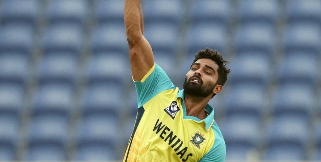 ২৭ কোটি আর দুই মিনিট: ক্রিকেটের ট্রান্সফার-আইনের খোলা ফাইল