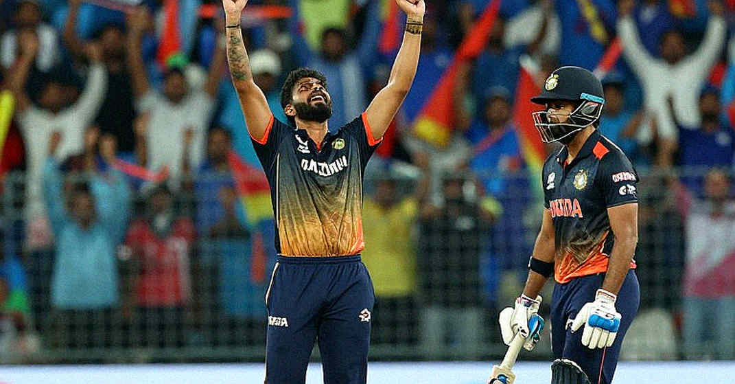 খালি ঘর, ভারী হিসাব: ক্রিকেটের ডেটা-বিশ্বাস আর ব্লকচেইনের লেজার