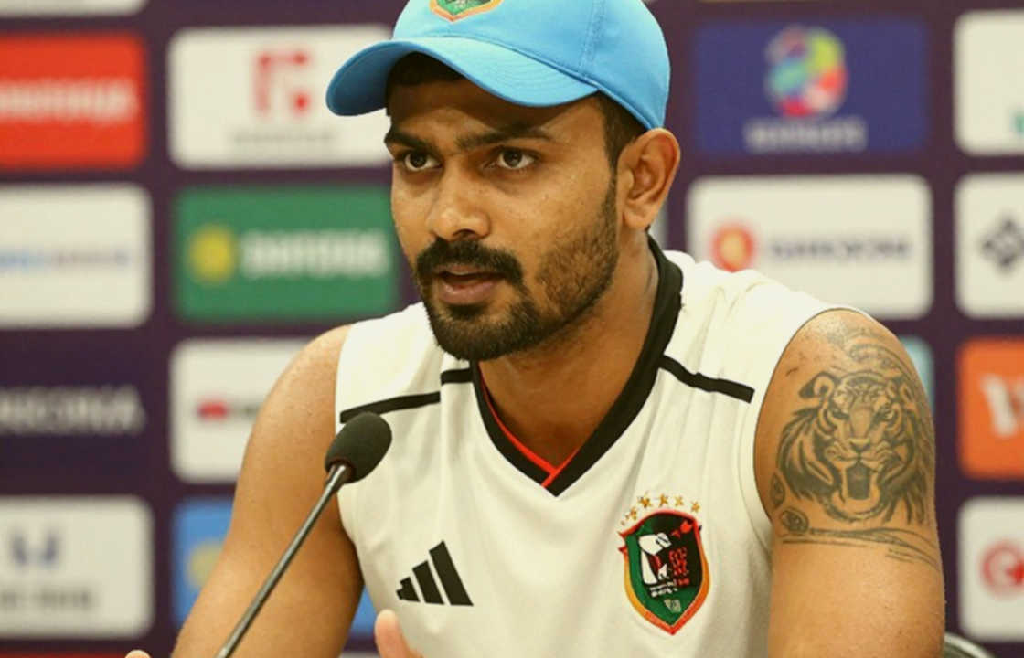 ৬২ বলে ৫০: এমসিএ স্কোরবুকে ডিনুরা কালুপাহানার অর্ধশতক, আর স্কোরকার্ড যেটা বলে না