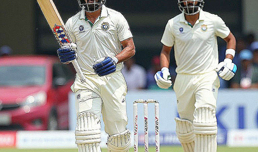 দুবাইয়ের ফাঁকা আসন, টোকেনাইজড ভক্ত আর এশিয়ার ক্রিকেট-অর্থনীতি